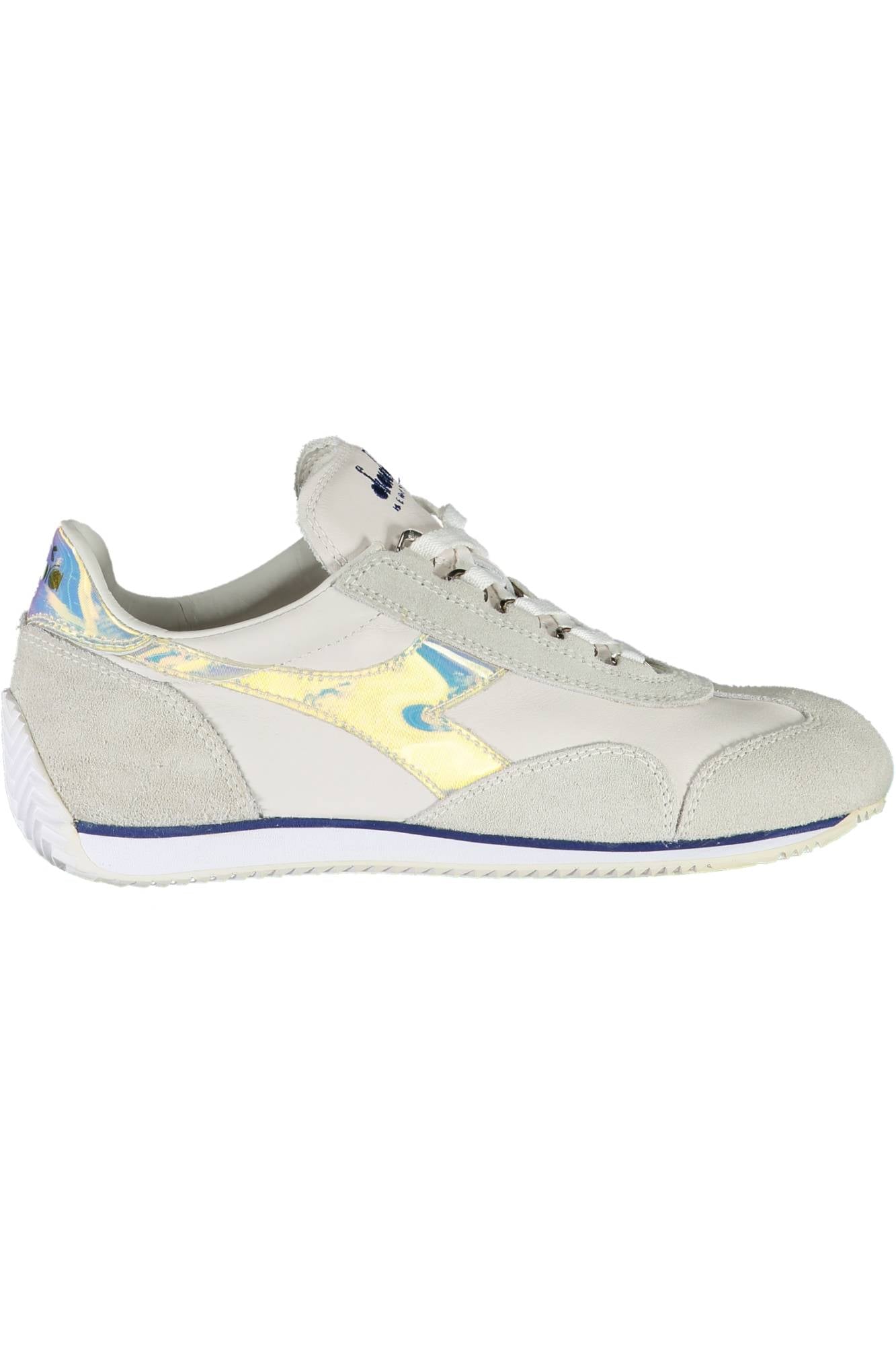 ДАМСКИ СПОРТНИ ОБУВКИ БЕЛИ DIADORA