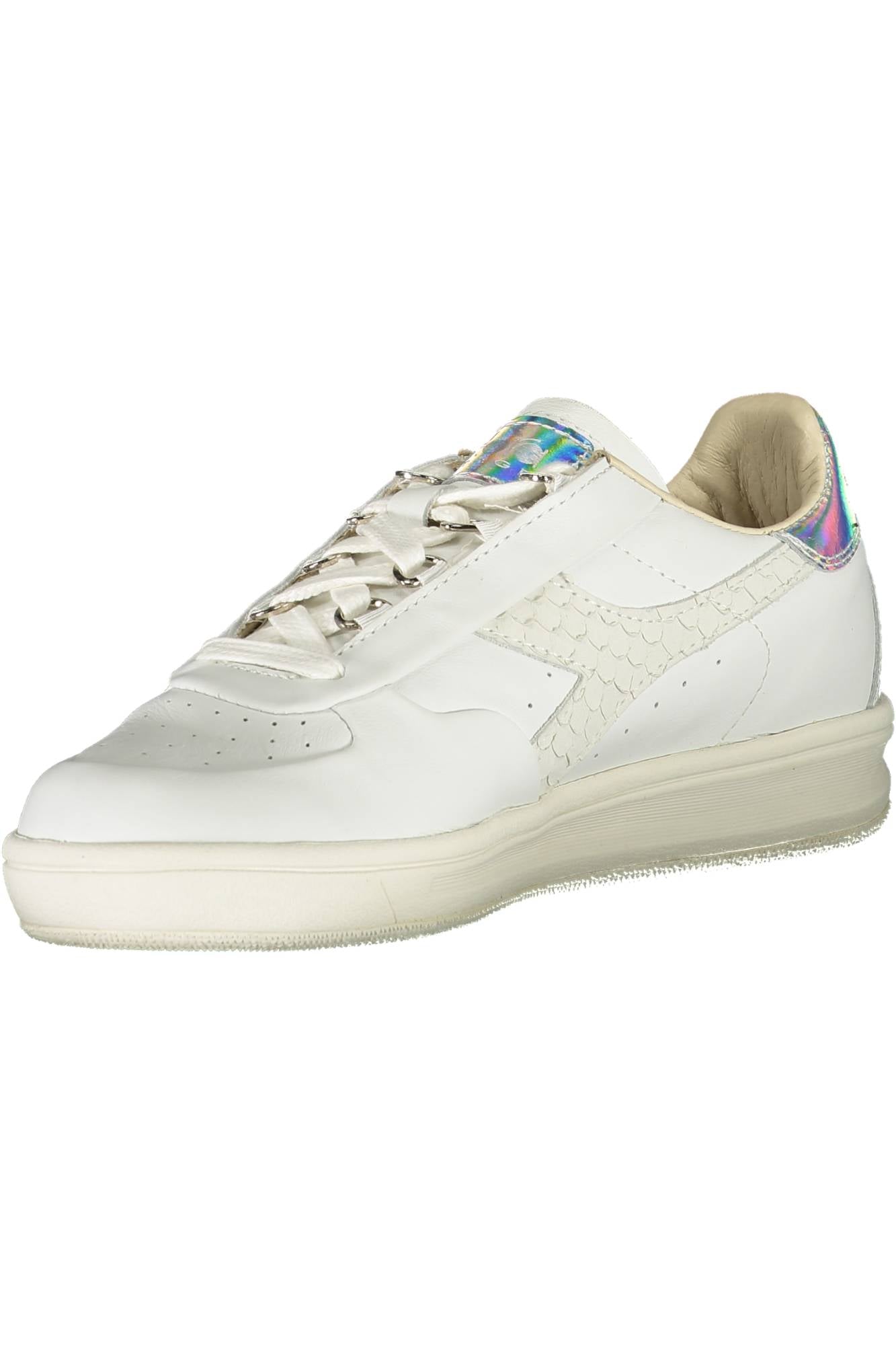 ДАМСКИ СПОРТНИ ОБУВКИ БЕЛИ DIADORA